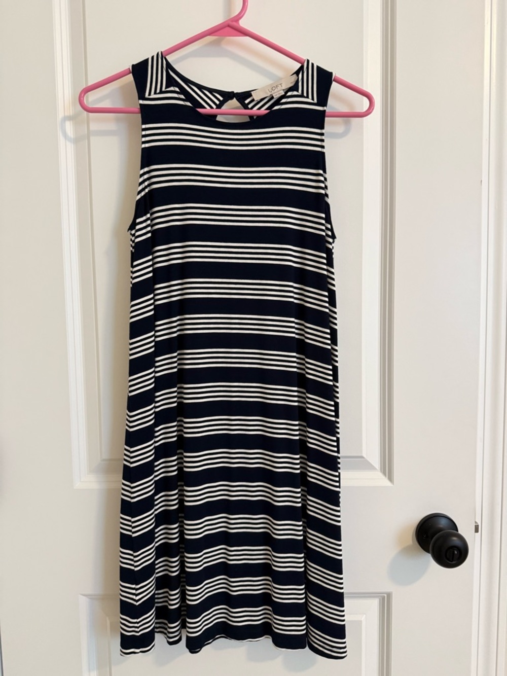 Loft swing dress, size extra small petite, excellent condition.